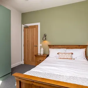 Apartment Remodelled Luxury 3 Bed, Aberdeen